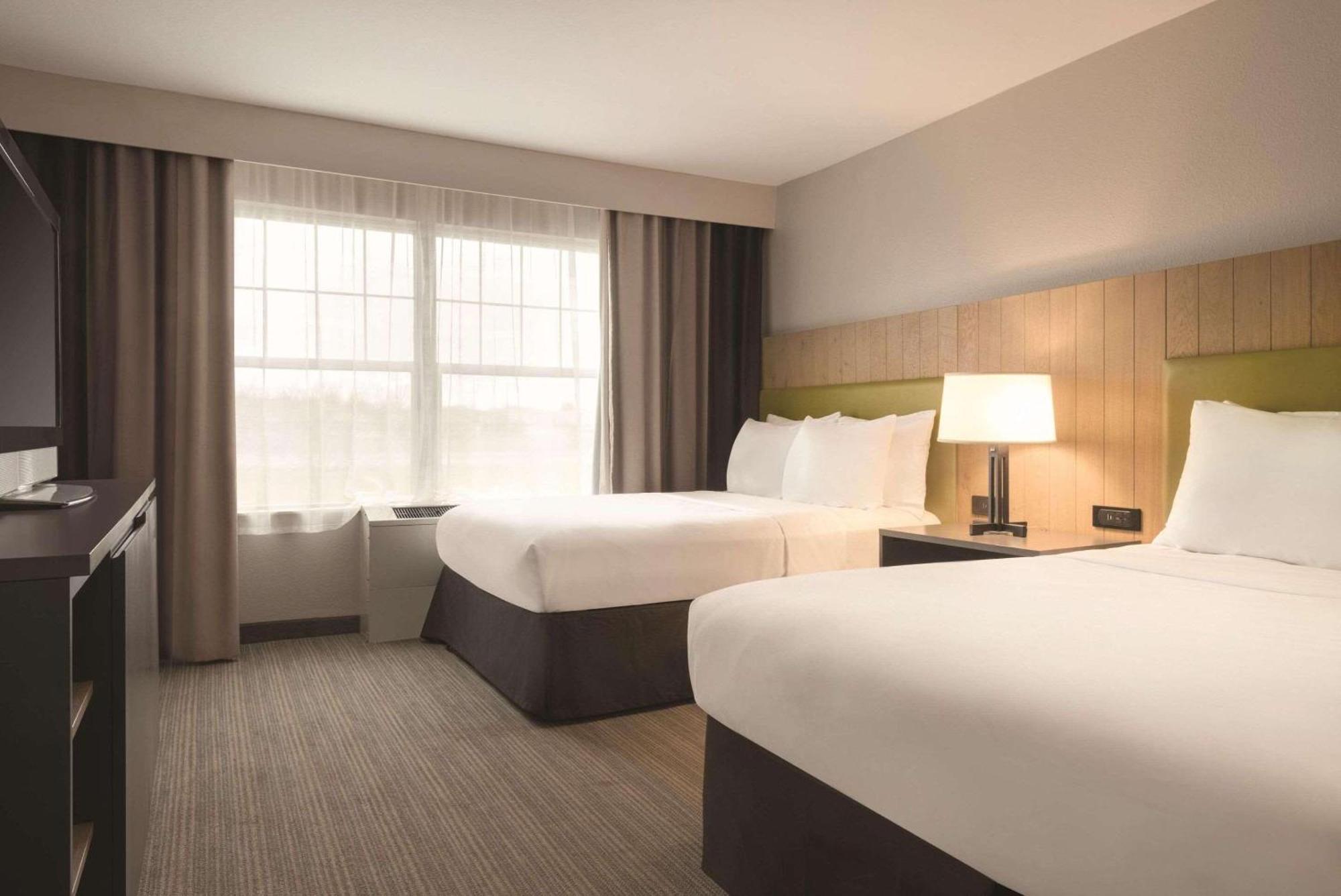 Country Inn & Suites By Radisson, Germantown, Wi Esterno foto